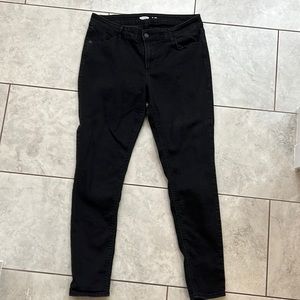 Sz 10 black skinny jeans from Old Navy